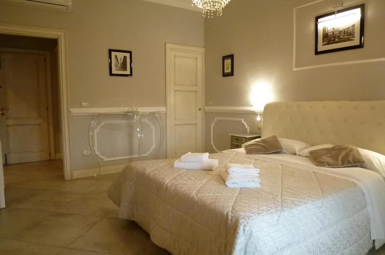 Brunelleschi Suite Florence 0*,  Italy