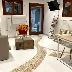 Ca' Dell'ombra Felice , Venezia Italia